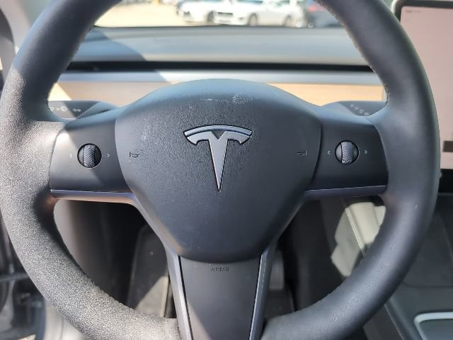 Used 2023 Tesla Model Y Long Range AWD/4WD image 11