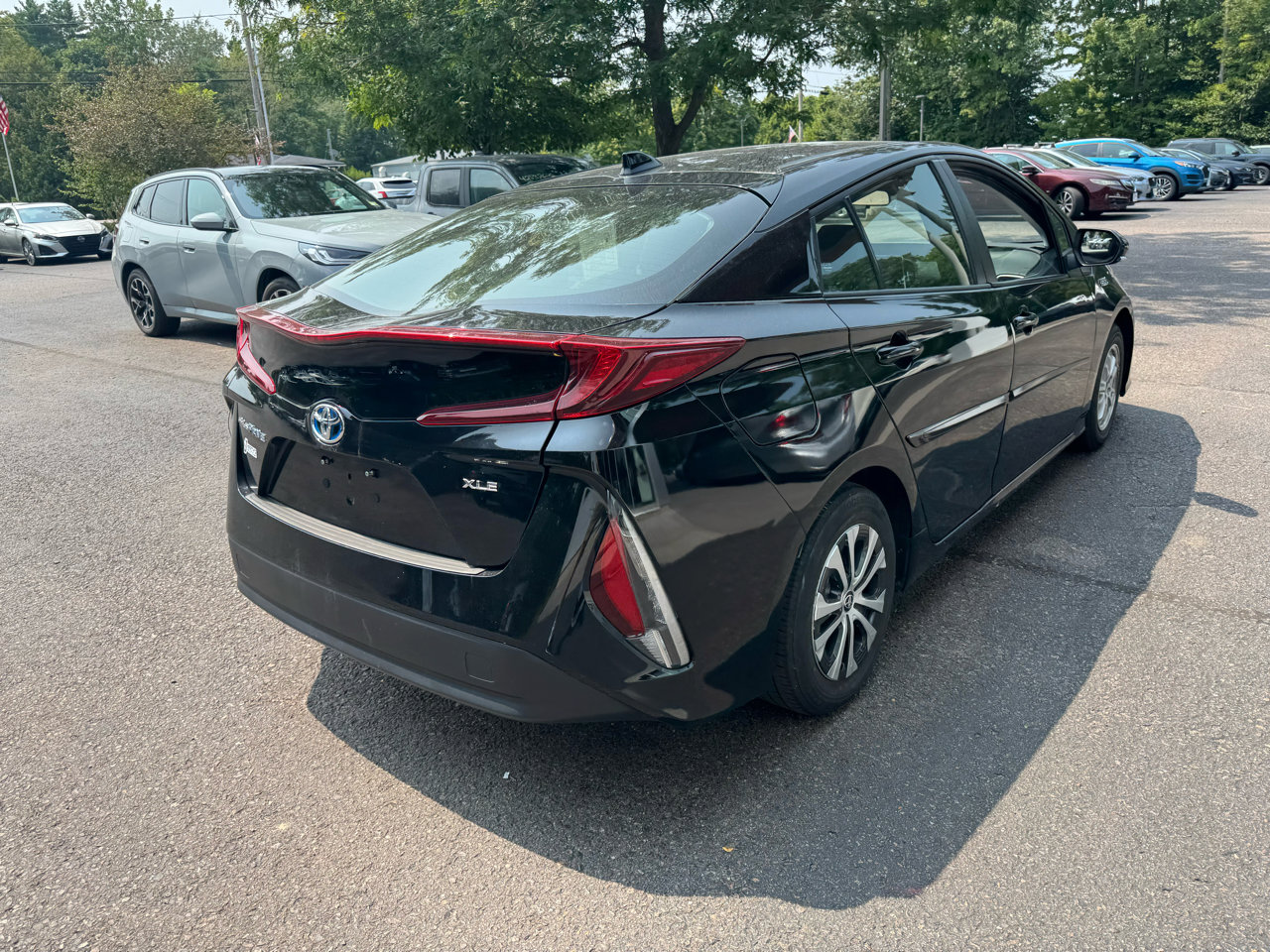 Used 2022 Toyota Prius Prime XLE image 5