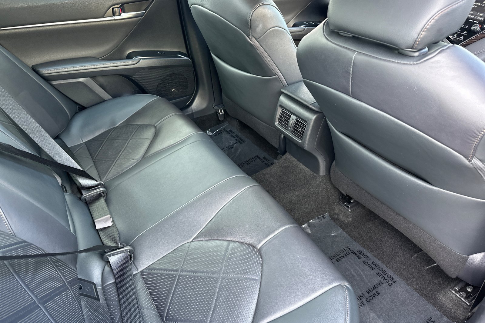 Used 2019 Toyota Camry XLE FWD image 30