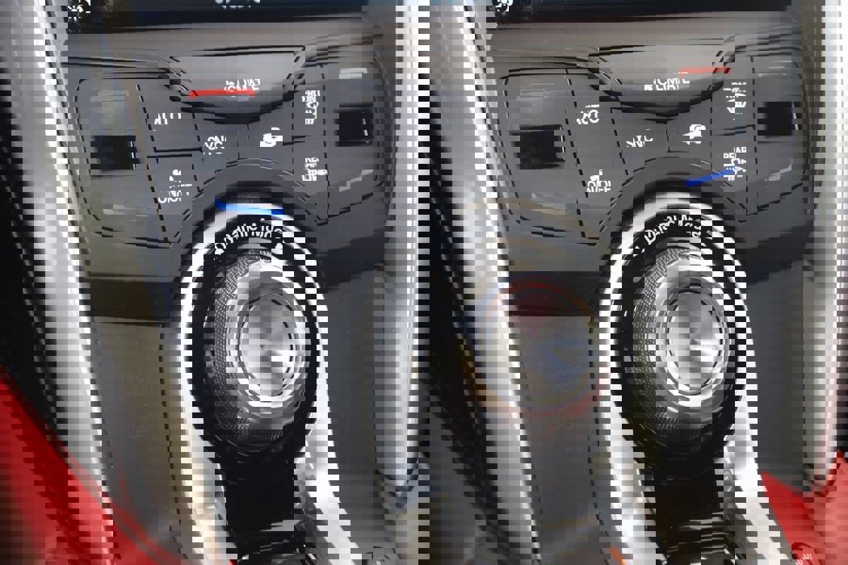 Used 2017 Acura NSX image 37