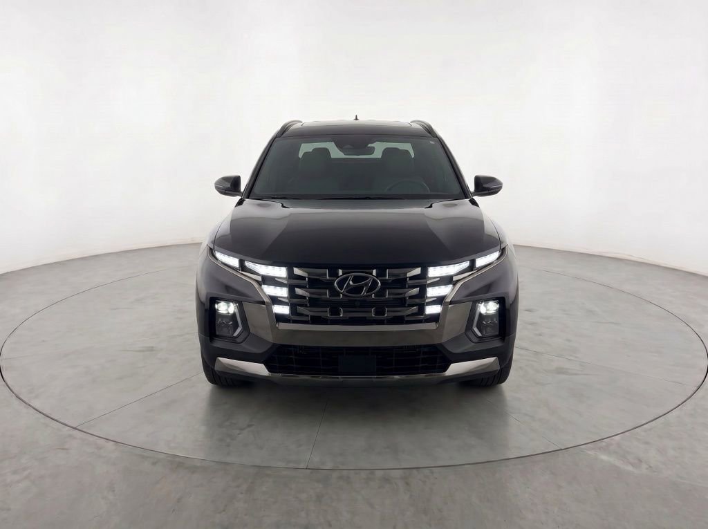 Used 2025 Hyundai Santa Cruz Limited AWD/4WD image 3