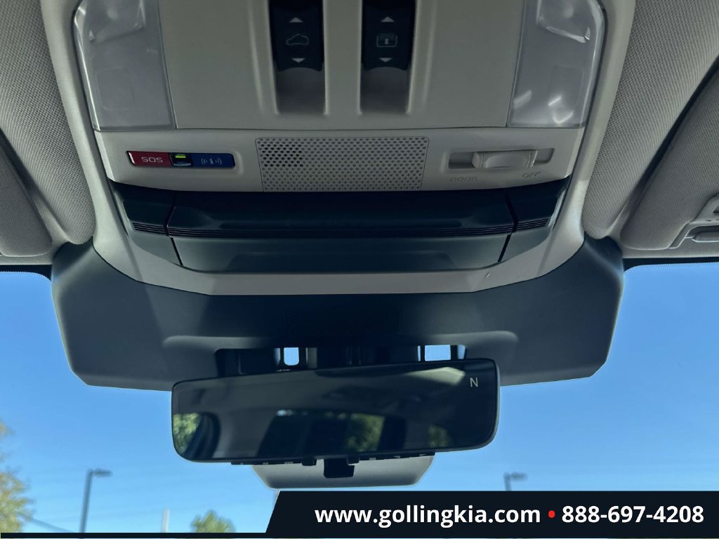 Used 2023 Subaru Ascent Touring AWD/4WD image 32