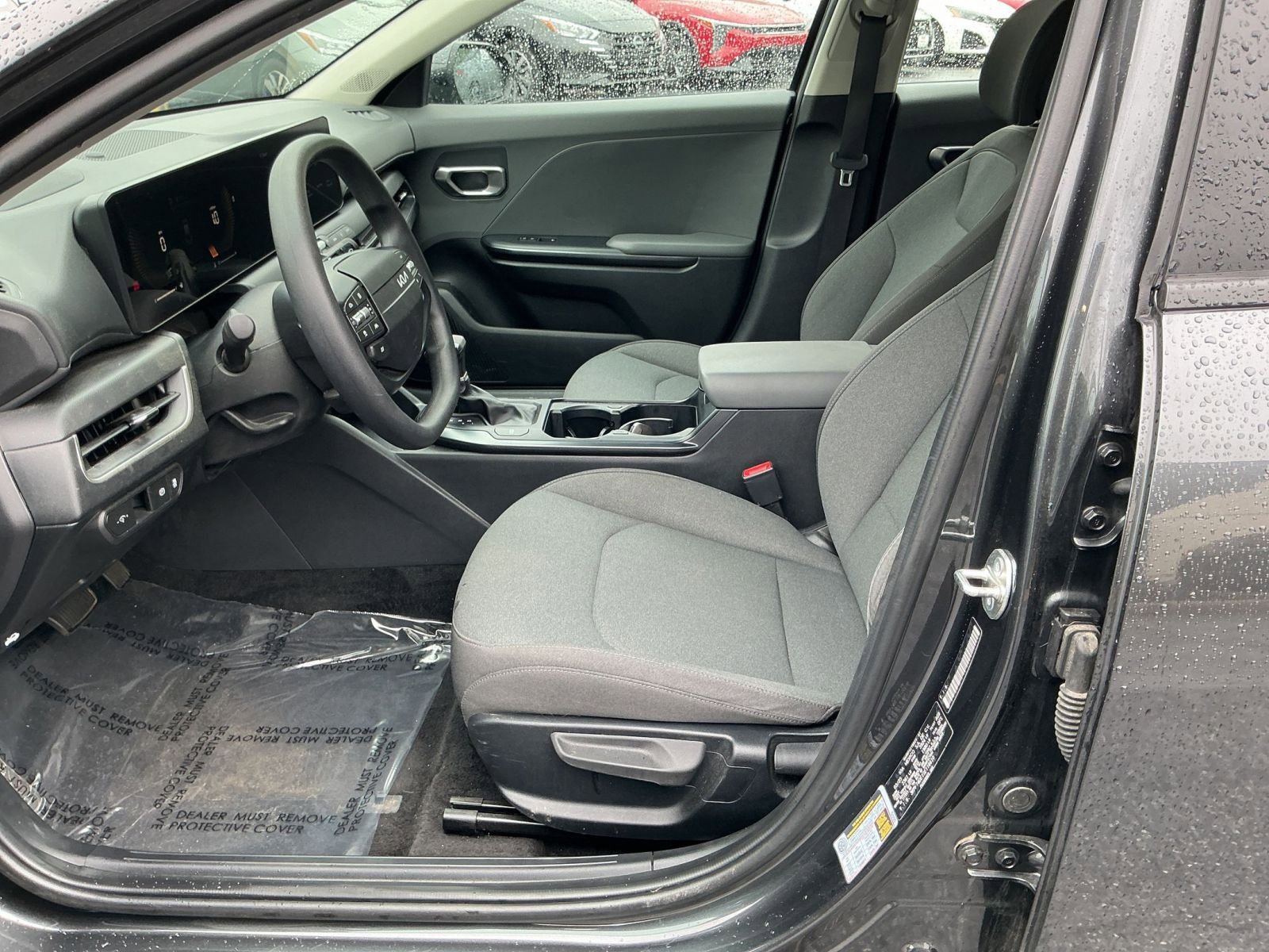 Used 2025 Kia K4 FWD image 23