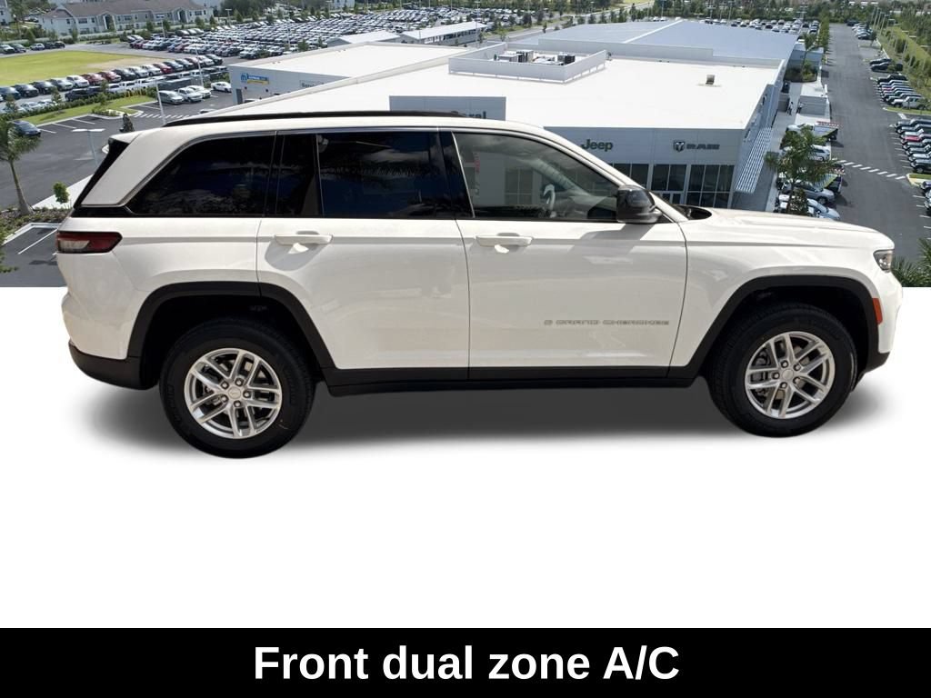 New 2026 Jeep Grand Cherokee Laredo AWD/4WD image 3
