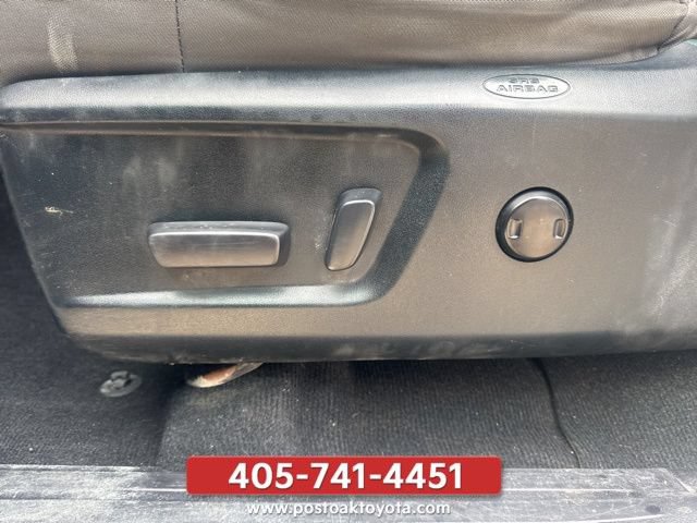 Used 2016 Toyota Tundra SR5 w/ SR5 Upgrade Package AWD/4WD image 34