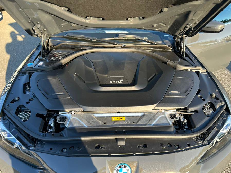 Used 2023 BMW i4 eDrive40 w/ Premium Package image 68