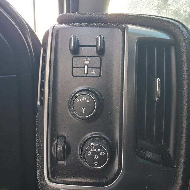 Used 2017 Chevrolet Silverado 3500 LTZ w/ Duramax Plus Package AWD/4WD image 23