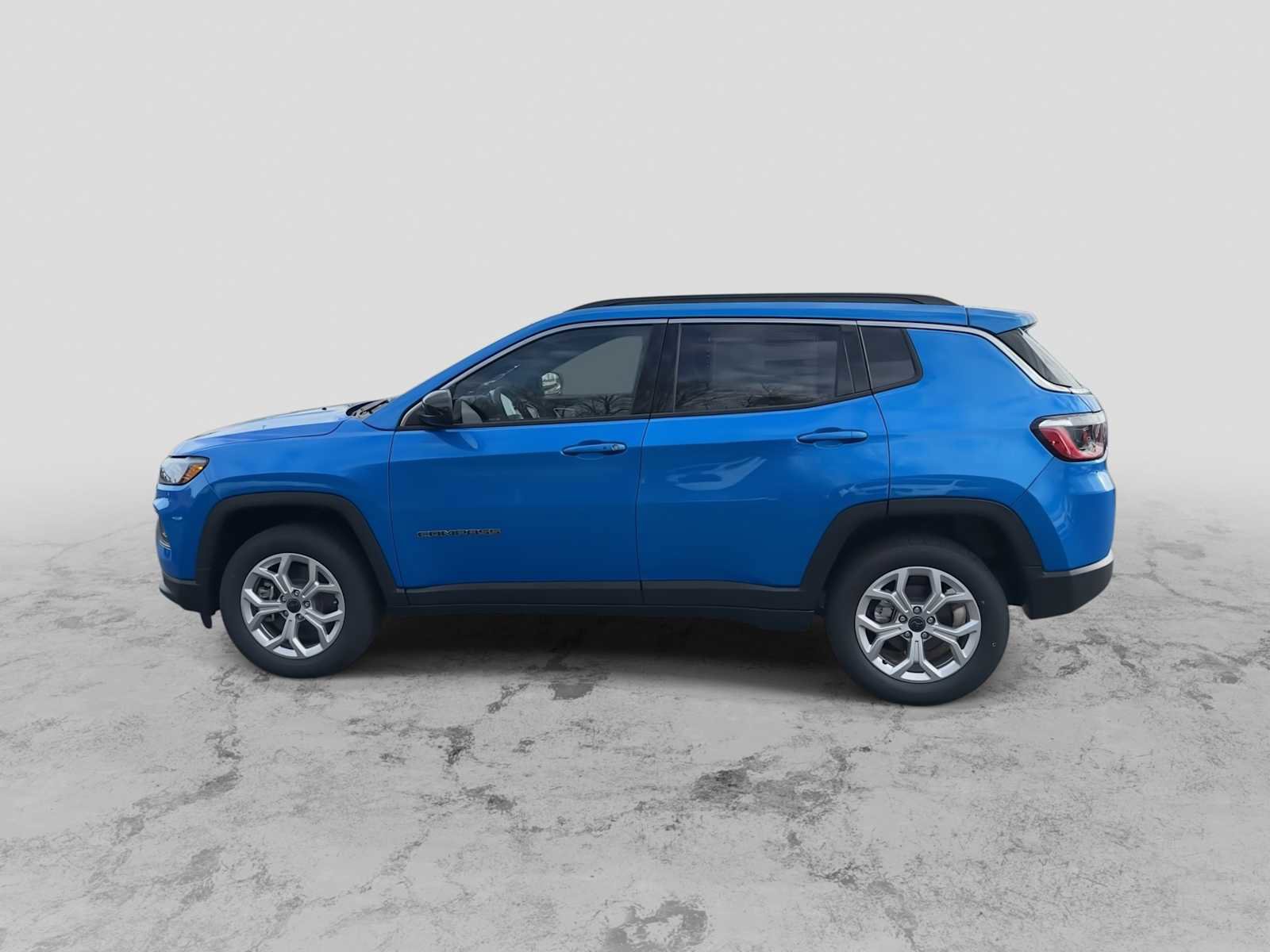 New 2026 Jeep Compass Latitude image 5
