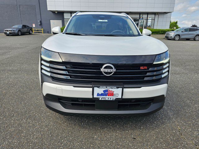 New 2025 Nissan Kicks SR w/ SR Premium Package image 2