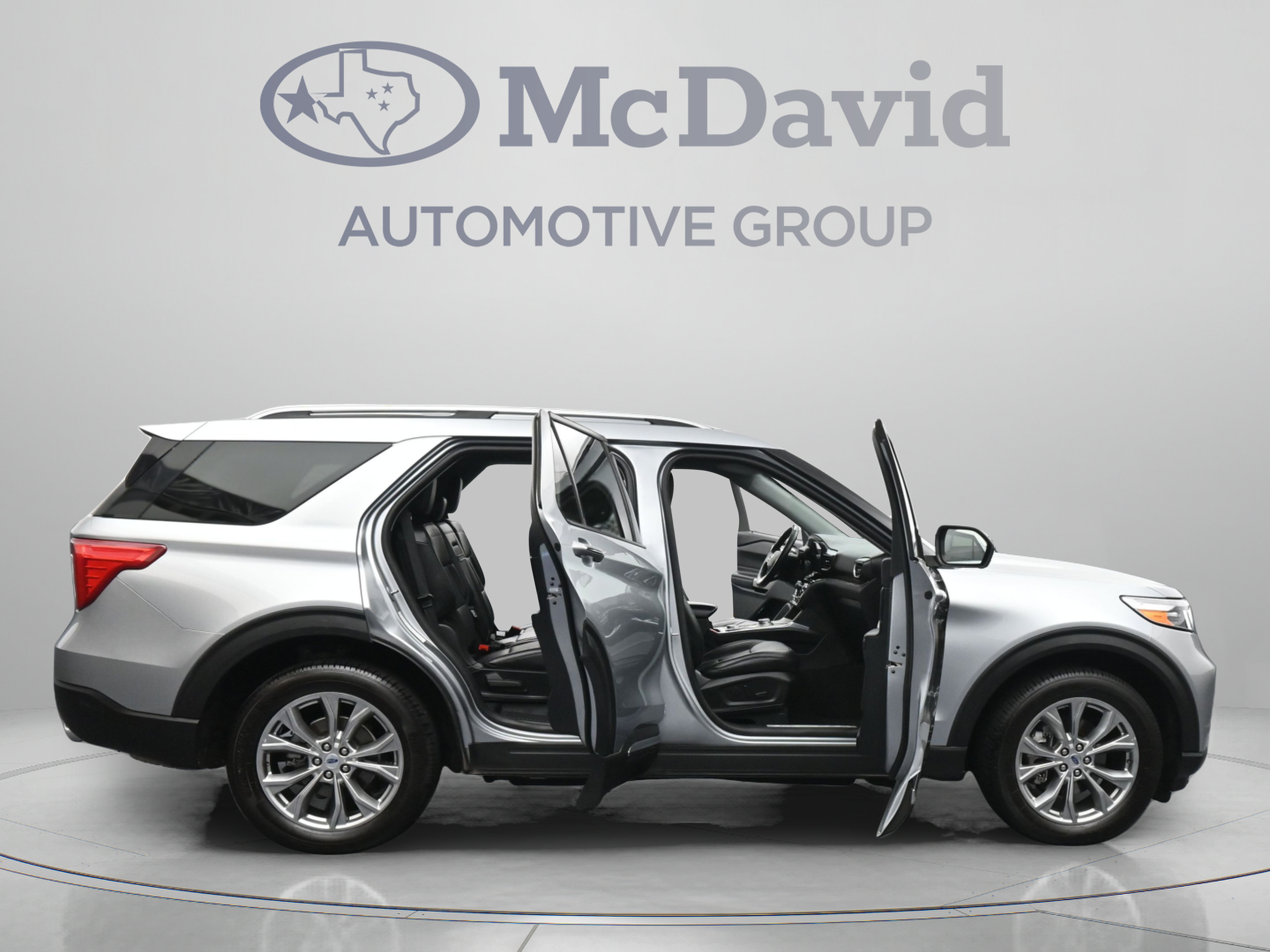 Used 2023 Ford Explorer Limited AWD/4WD image 41