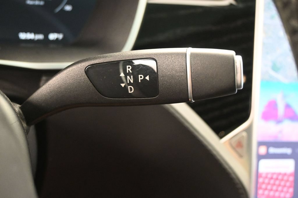 Used 2016 Tesla Model X 90D AWD/4WD image 19