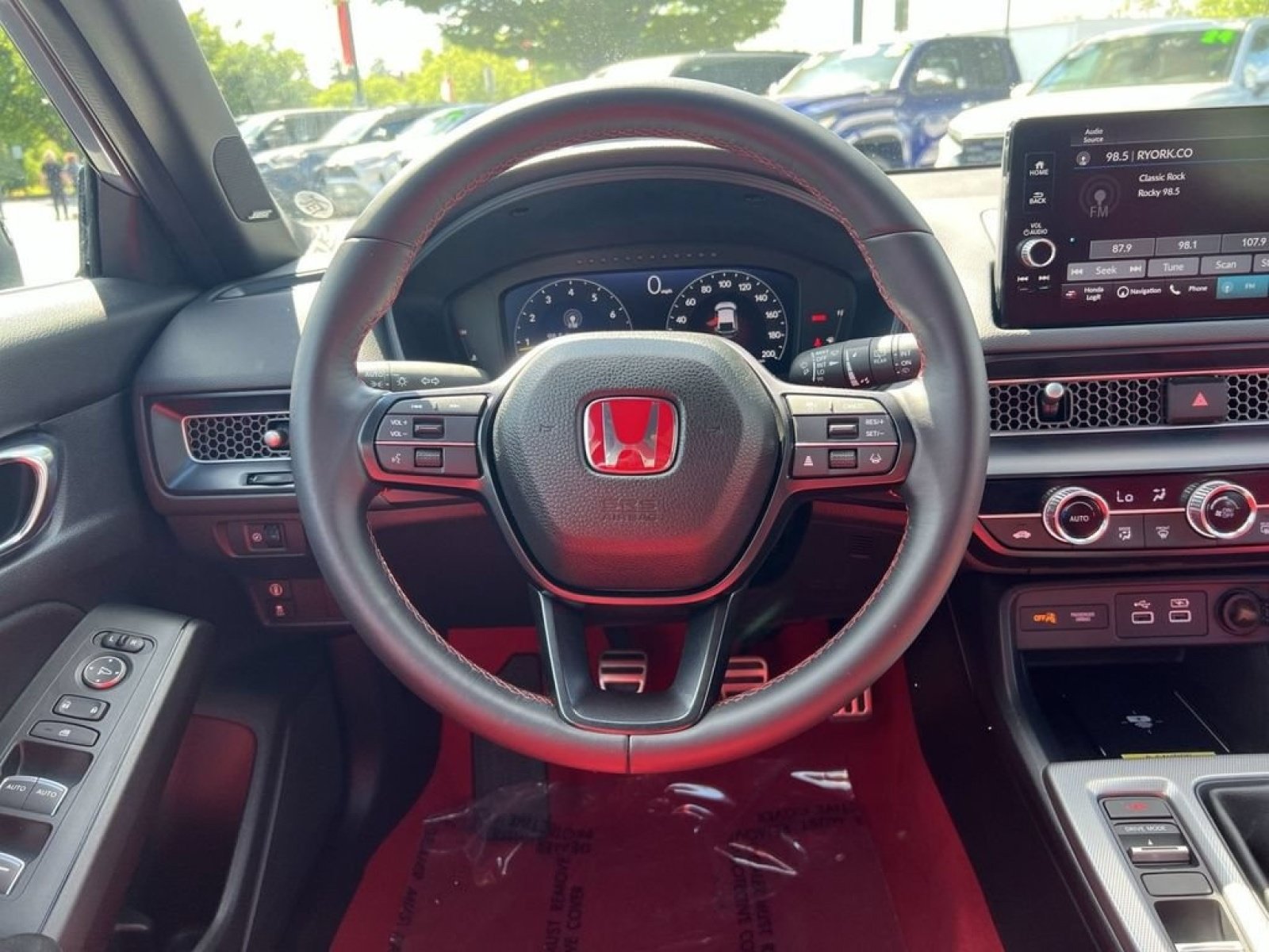 Used 2025 Honda Civic Type R image 15