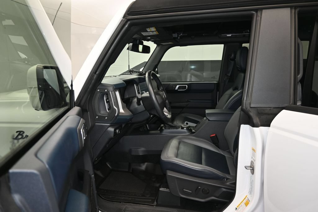 Used 2024 Ford Bronco Outer Banks w/ Sasquatch Package AWD/4WD image 13