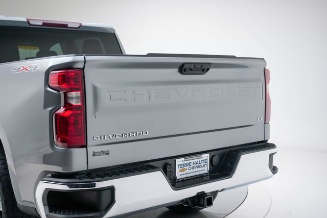 Used 2024 Chevrolet Silverado 1500 LT AWD/4WD image 4