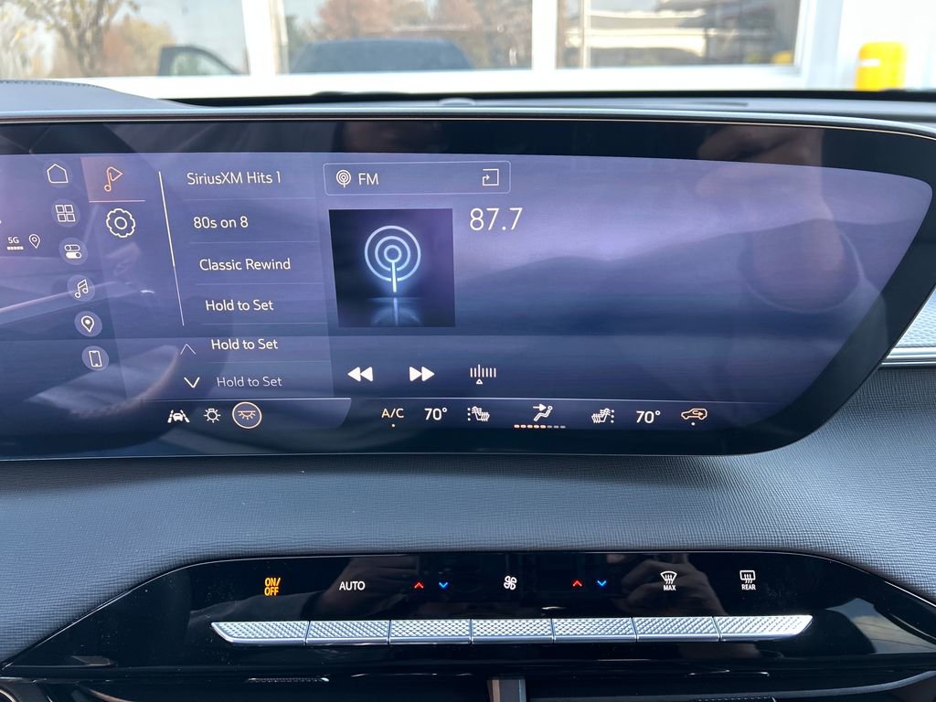 New 2026 Buick Enclave Sport Touring w/ LPO, Floor Liner Package image 24