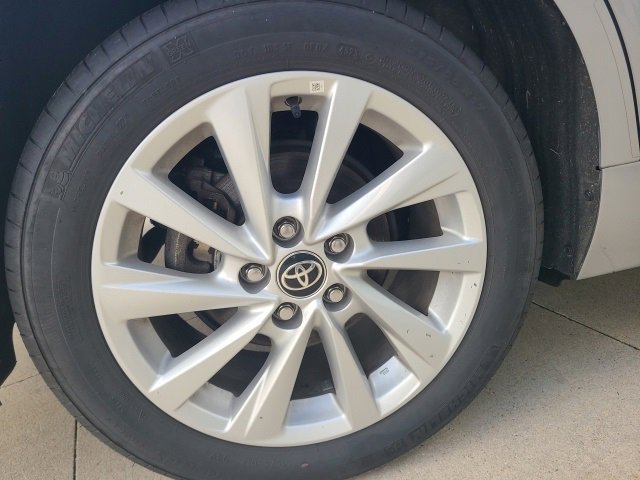 Used 2024 Toyota Camry LE image 10