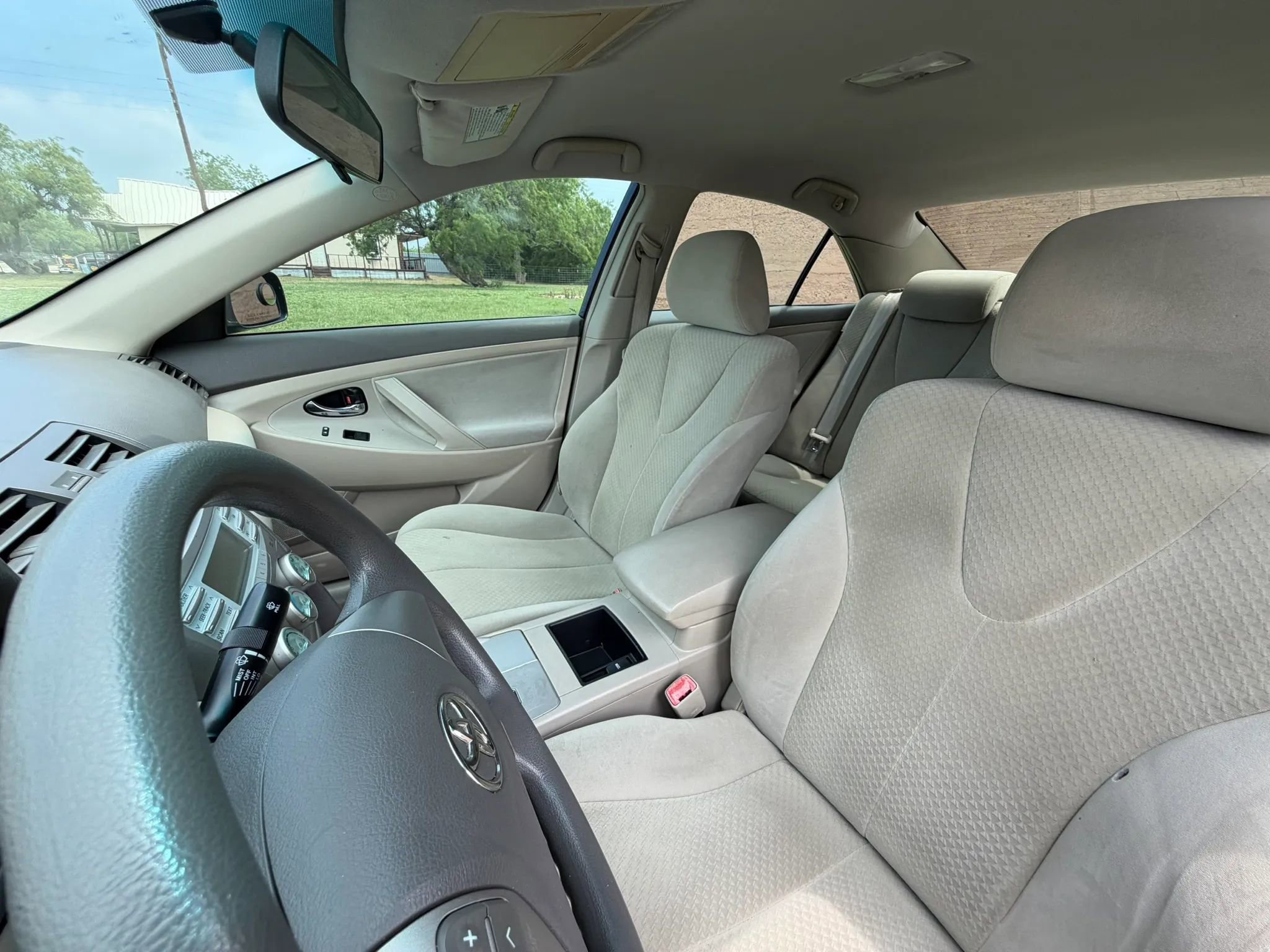 Used 2009 Toyota Camry LE FWD image 33