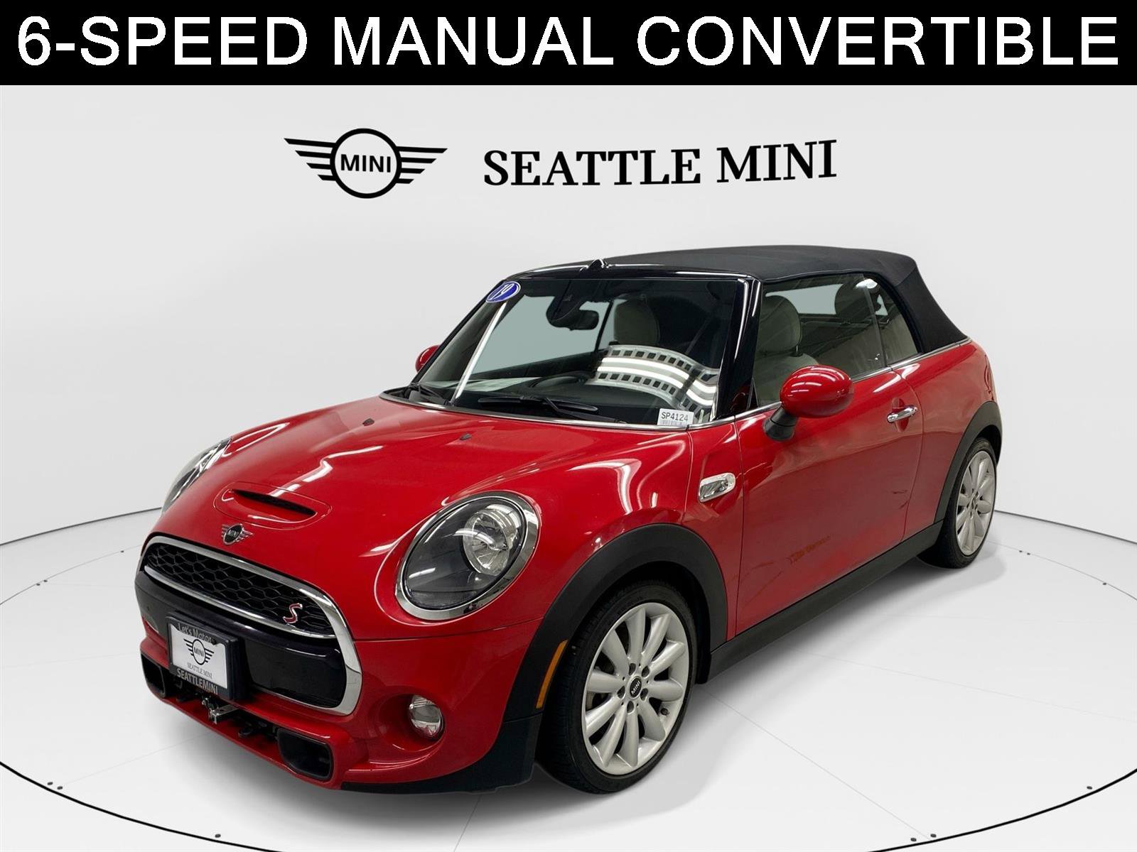 Used 2019 MINI Cooper S image 1