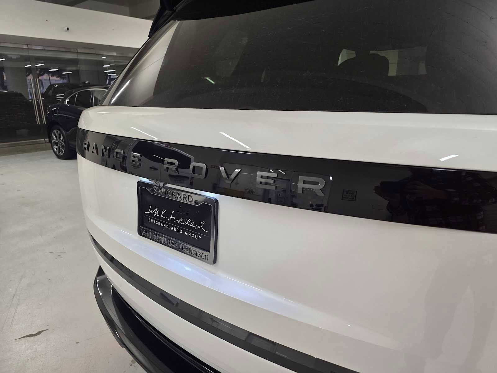 New 2026 Land Rover Range Rover SE image 15