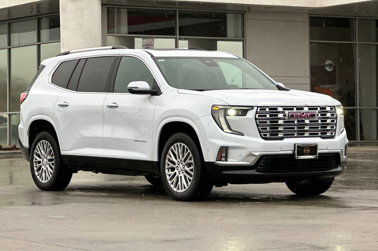 New 2026 GMC Acadia Denali w/ Super Cruise Package image 9