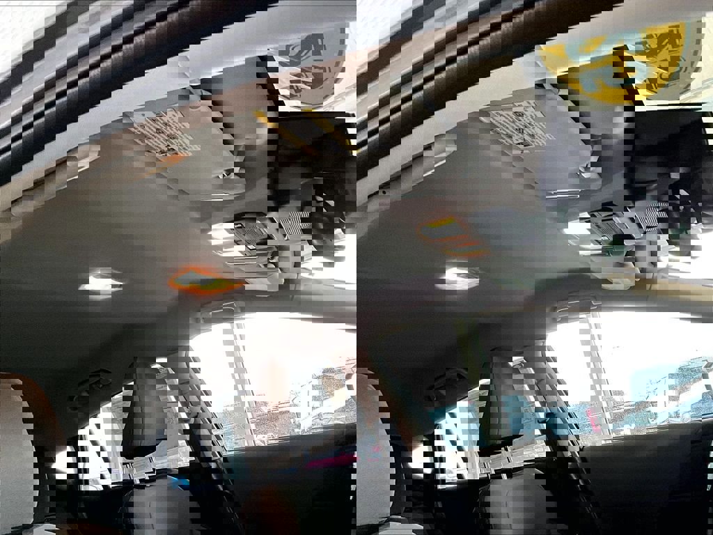 Used 2025 Subaru Crosstrek 2.0i Premium image 22