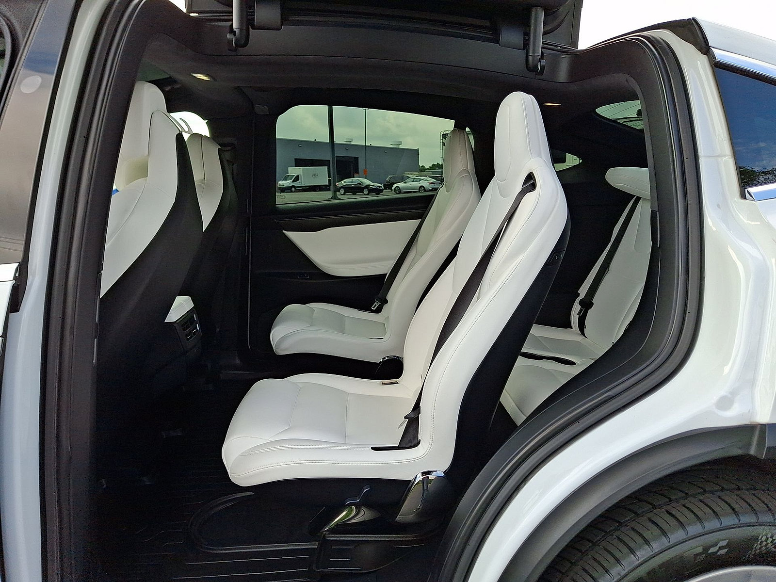 Used 2018 Tesla Model X 75D AWD/4WD image 20