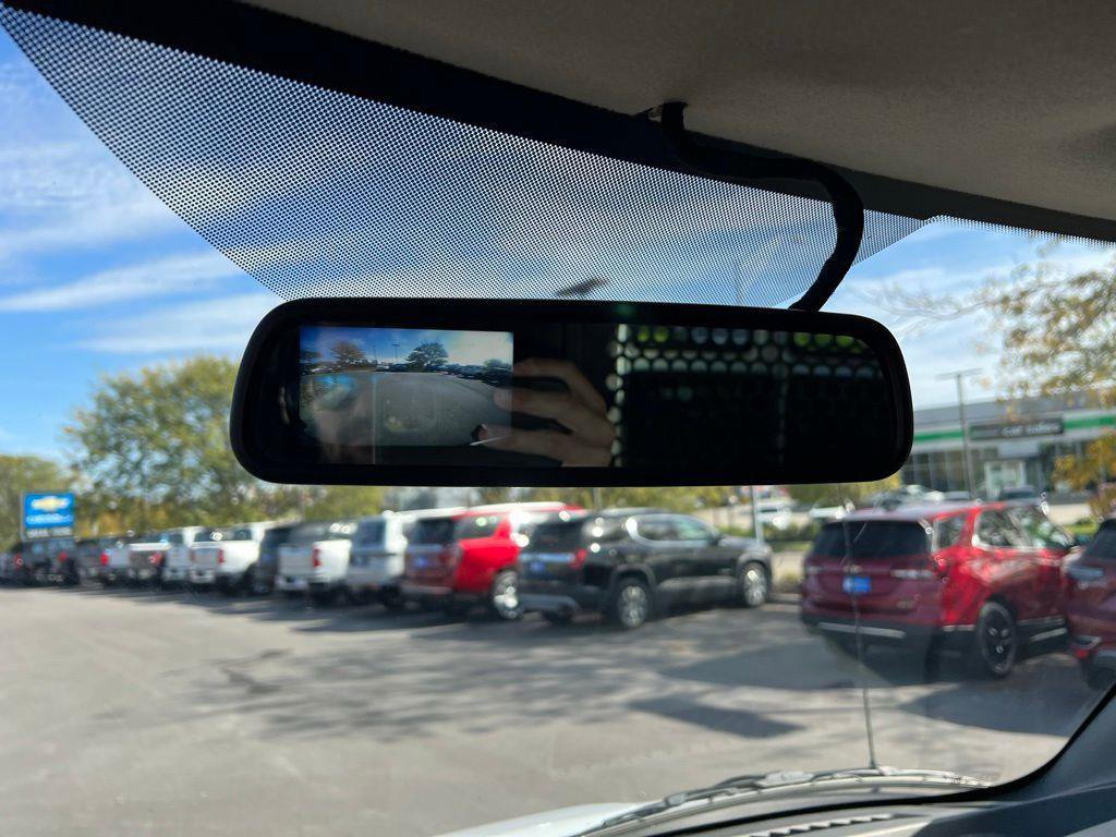 Used 2024 Chevrolet Express 2500 w/ Driver Convenience Package image 33