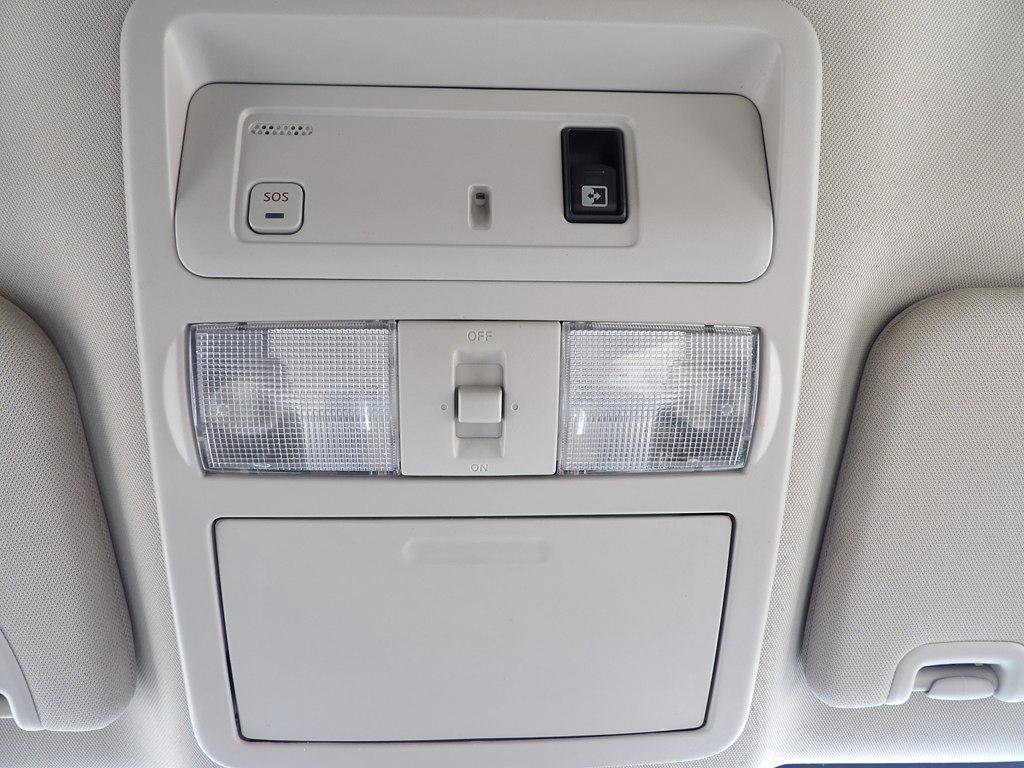 Used 2017 Nissan Titan SL w/ Chrome Package image 24