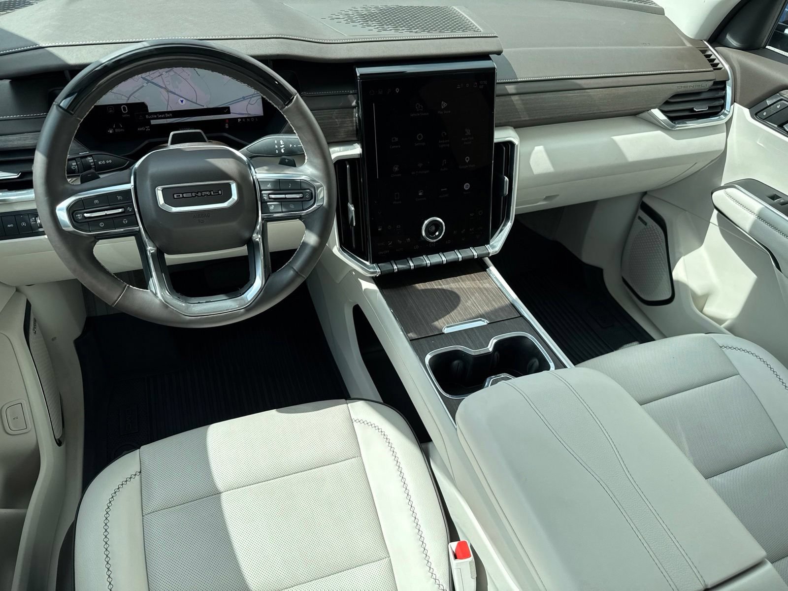 Used 2025 GMC Acadia Denali w/ Super Cruise Package AWD/4WD image 23