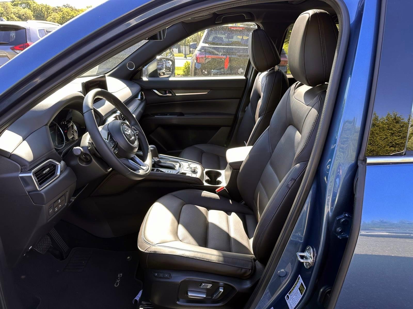 Used 2023 MAZDA CX-5 Signature AWD/4WD image 12