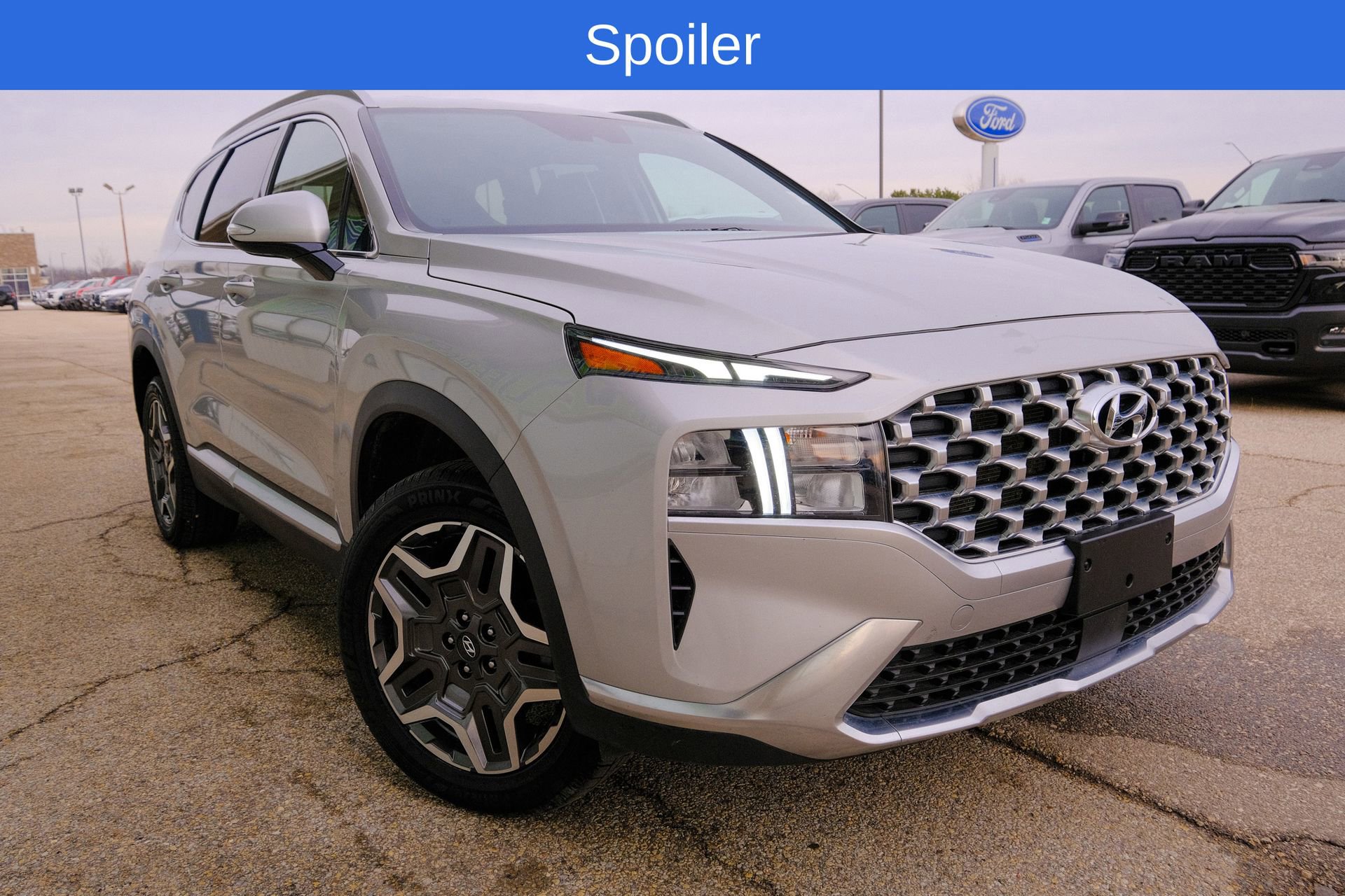 Used 2023 Hyundai Santa Fe SEL Convenience image 11