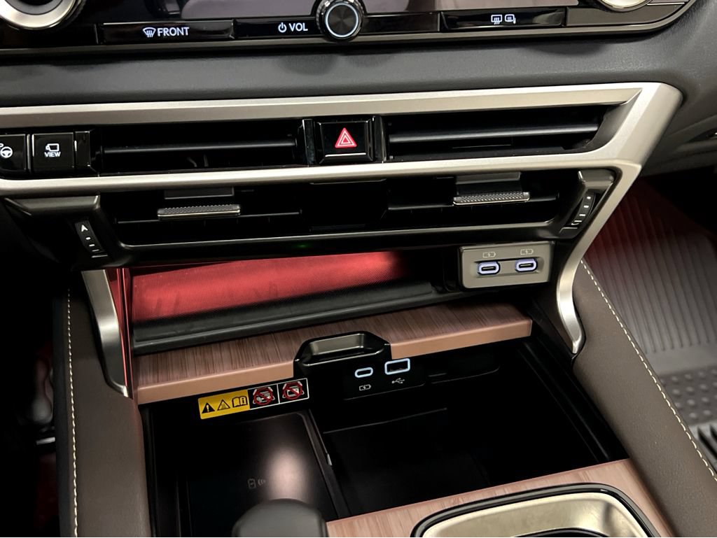 Certified 2025 Lexus RX 450h AWD w/ Convenience Package image 17