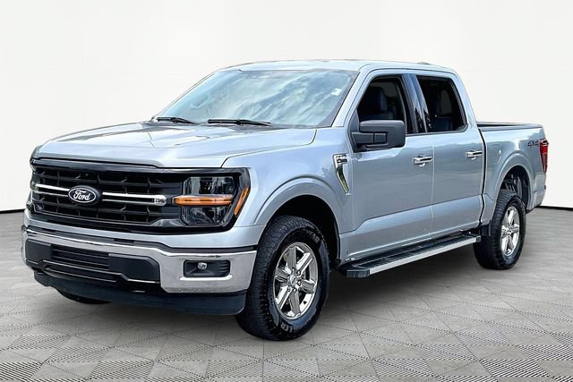 Used 2025 Ford F150 XLT w/ Equipment Group 301A Standard AWD/4WD image 3