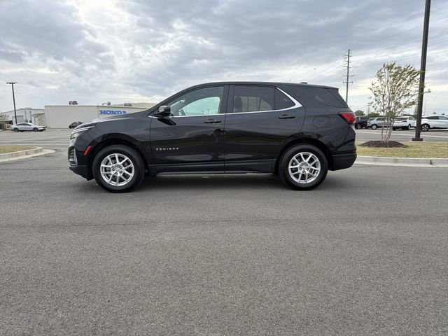 Used 2024 Chevrolet Equinox LT AWD/4WD image 2