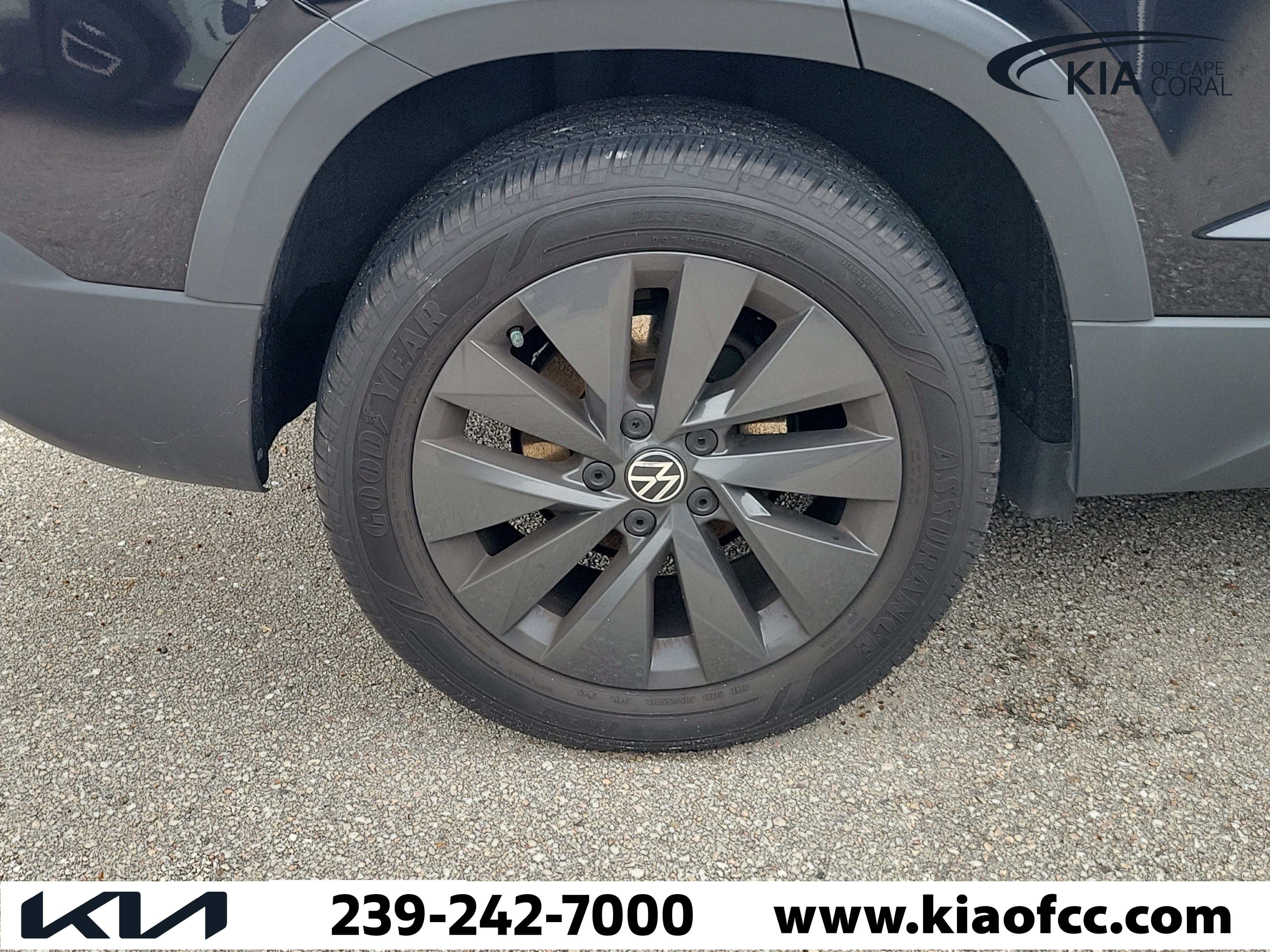 Used 2024 Volkswagen Taos S FWD image 7