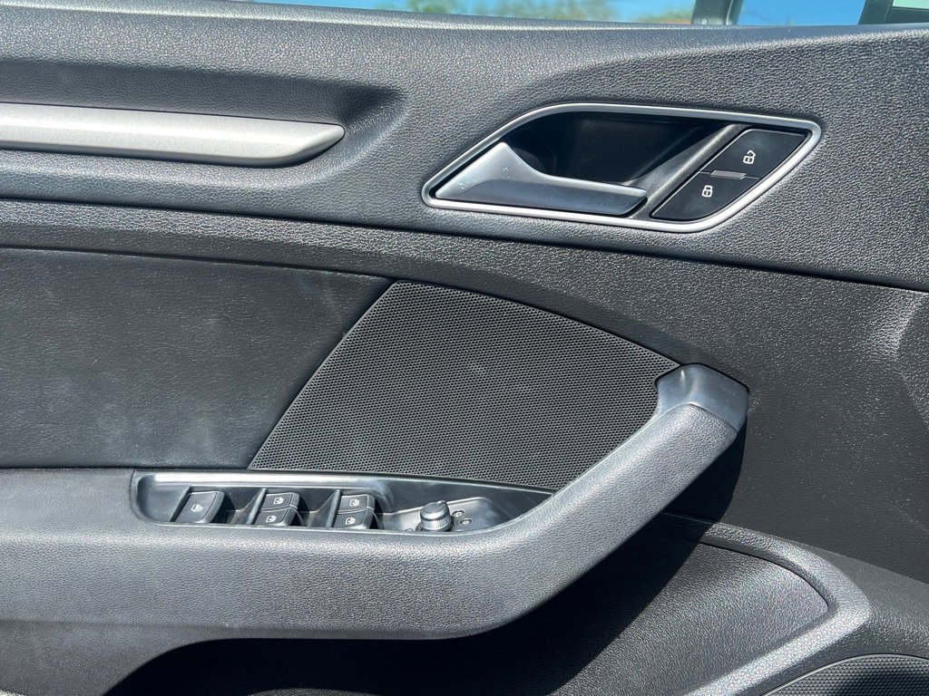 Used 2018 Audi A3 2.0T Premium image 30
