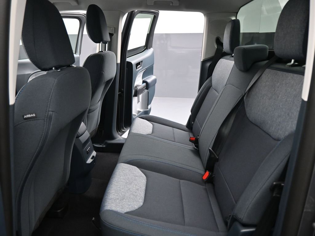 New 2026 Ford Maverick XLT image 18