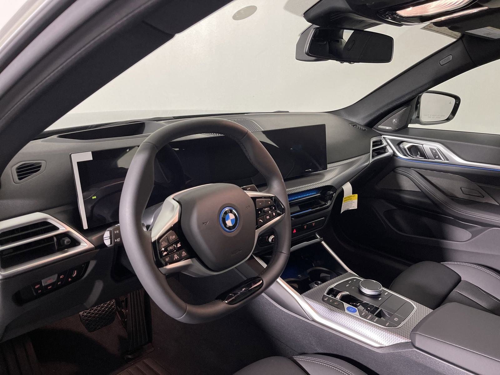 Used 2025 BMW i4 xDrive40i w/ Premium Package image 4