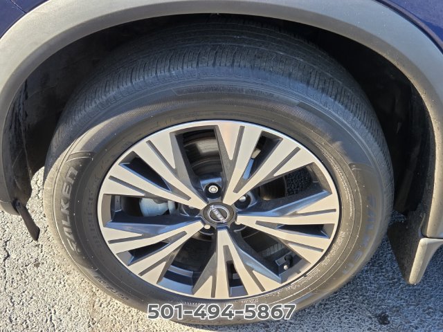 Used 2023 Nissan Rogue SV w/ SV Premium B Package FWD image 16