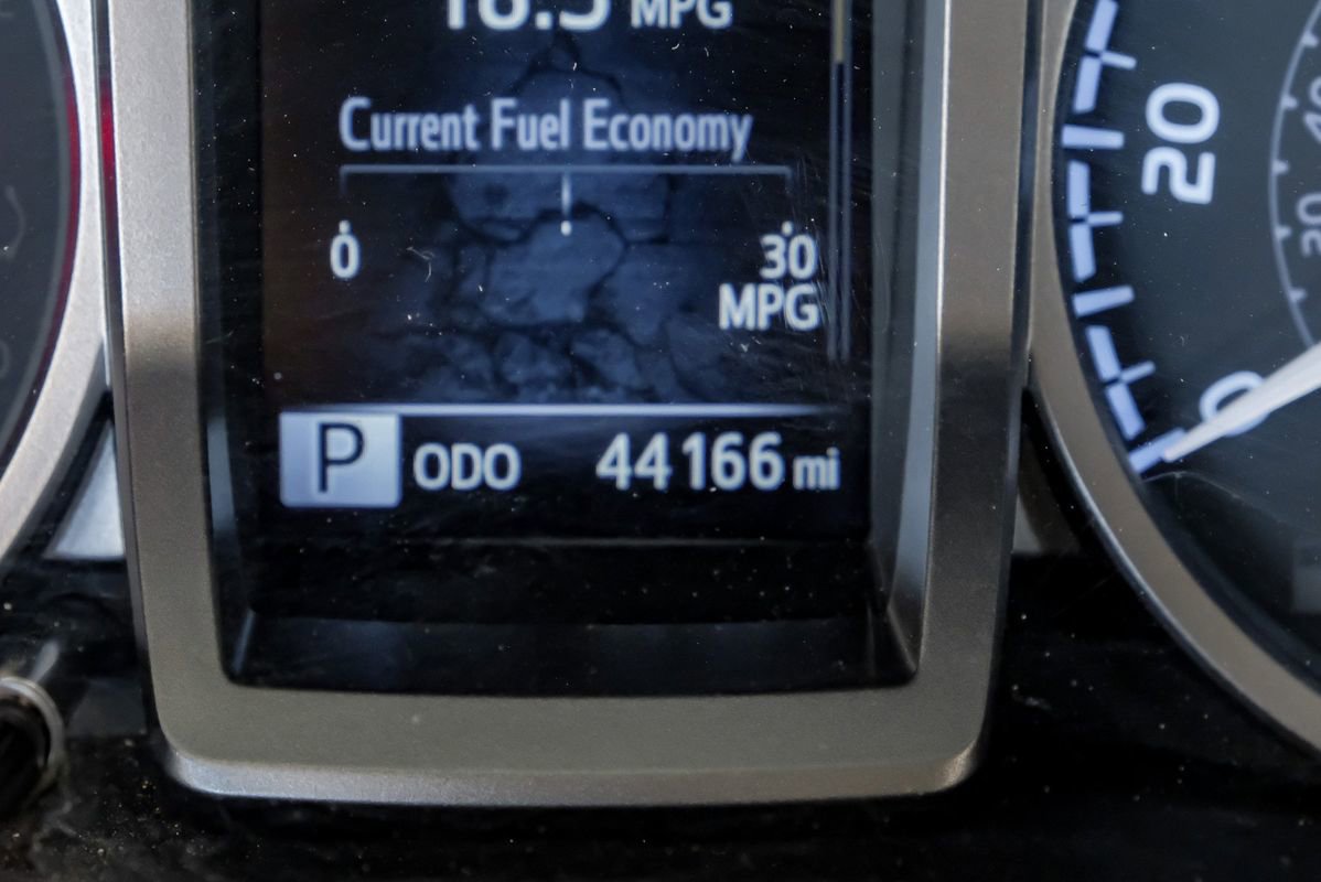 Used 2023 Toyota Tacoma SR5 w/ Trail Edition AWD/4WD image 19