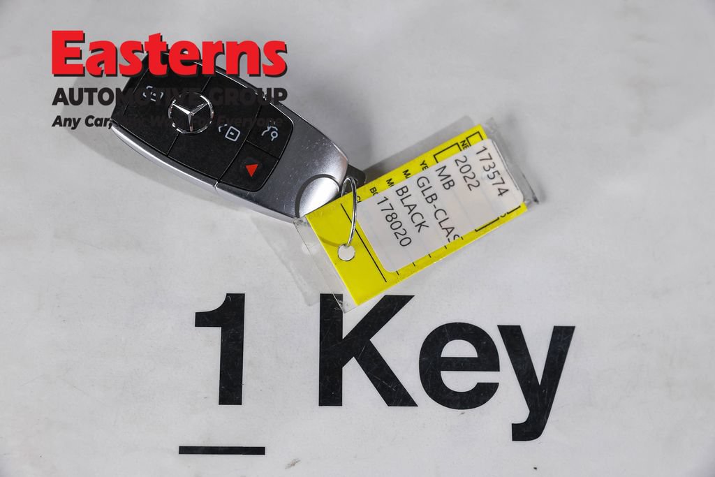 Used 2022 Mercedes-Benz GLB 250 4MATIC w/ Premium Package Lite image 25
