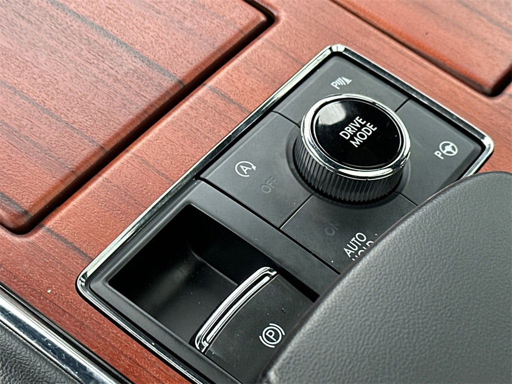 Used 2021 Lincoln Navigator Reserve image 40
