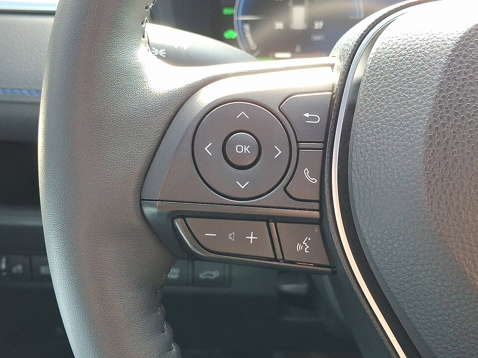 Certified 2025 Toyota RAV4 XSE w/ Advanced Technology Package image 23