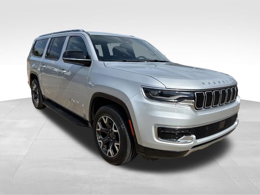 Used 2024 Jeep Wagoneer L Series III w/ Flexible Seating Group image 14