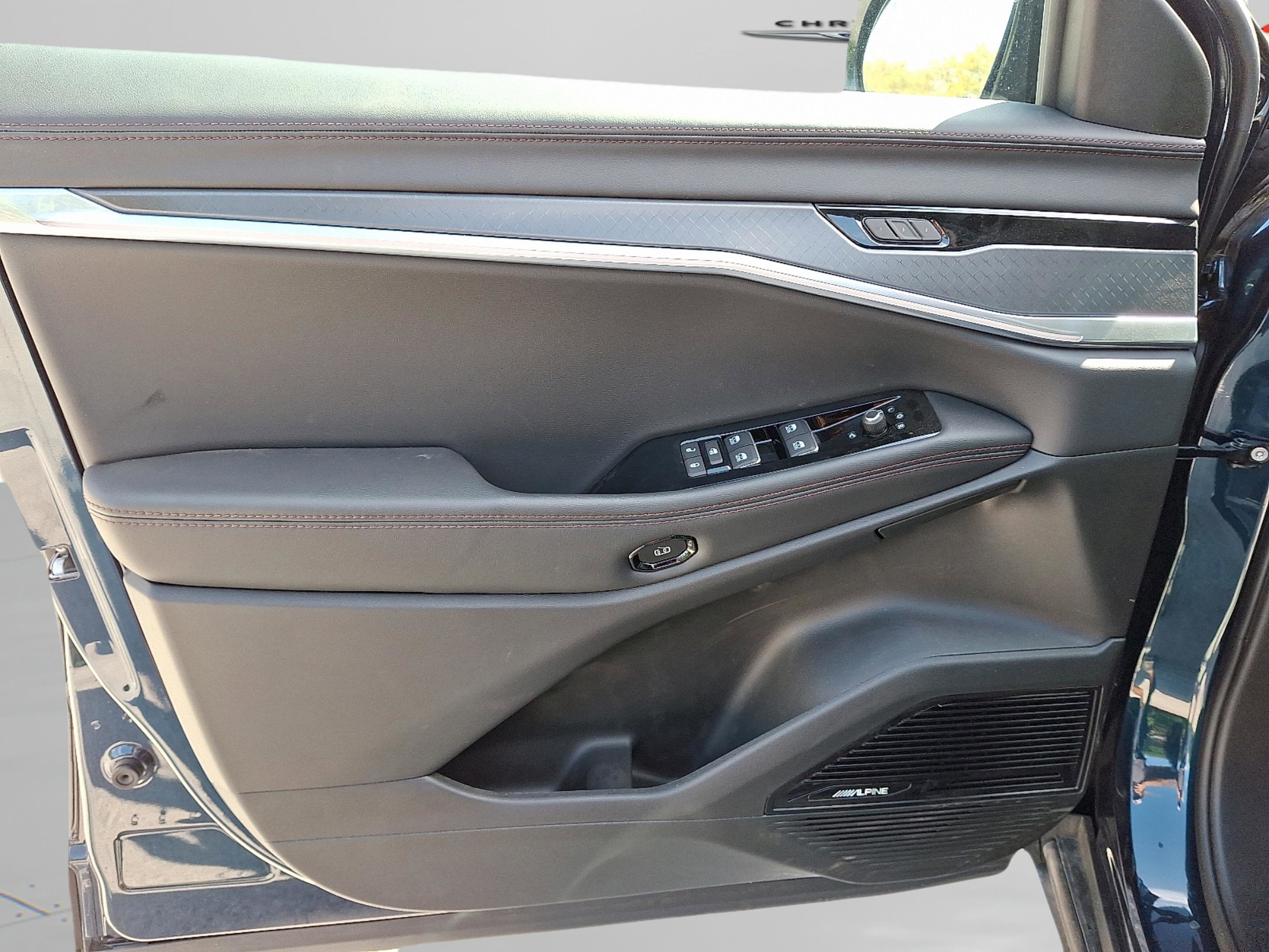 New 2025 Jeep Wagoneer S Limited image 8