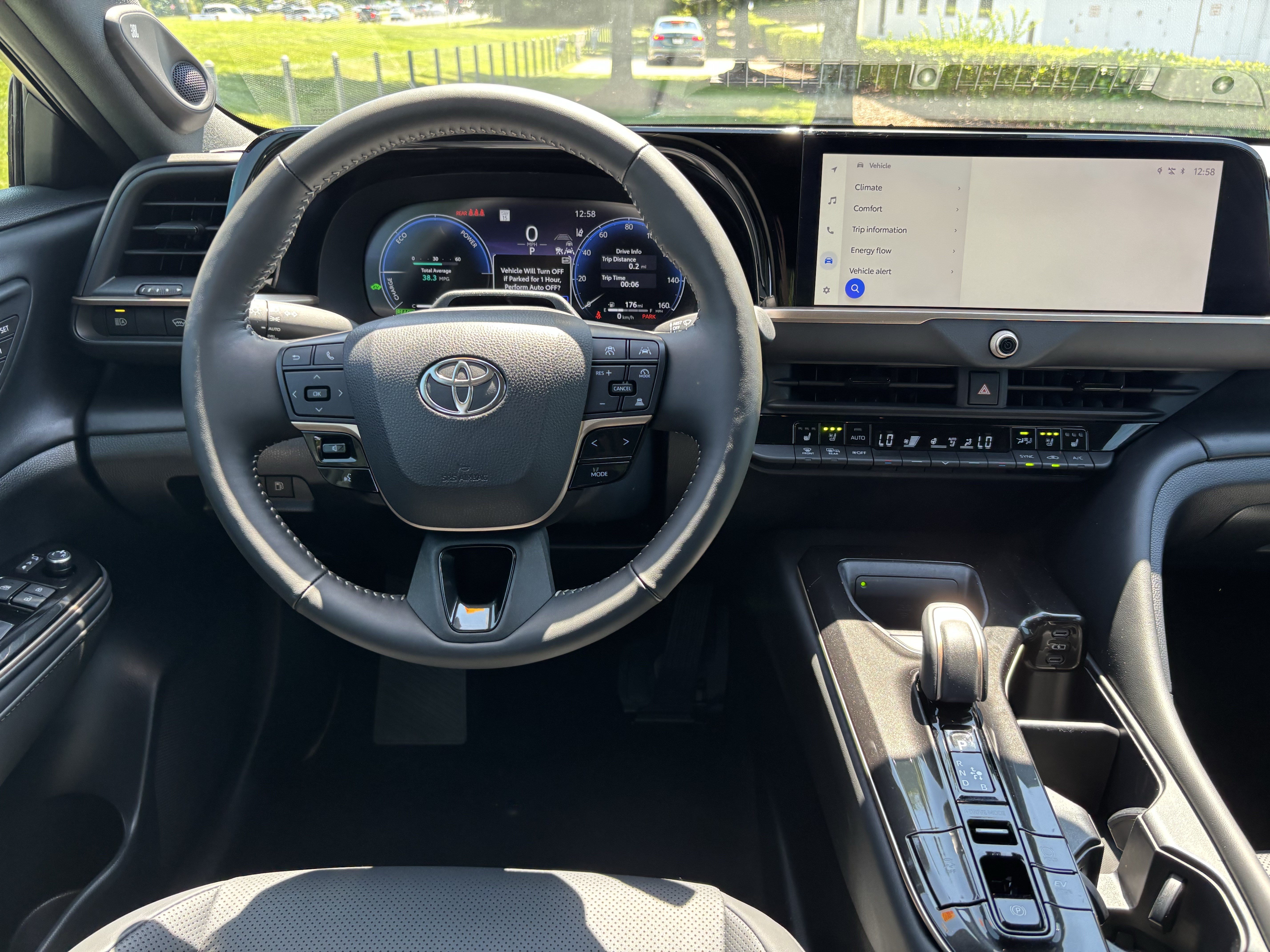 Used 2024 Toyota Crown w/ Advanced Technology Package AWD/4WD image 30