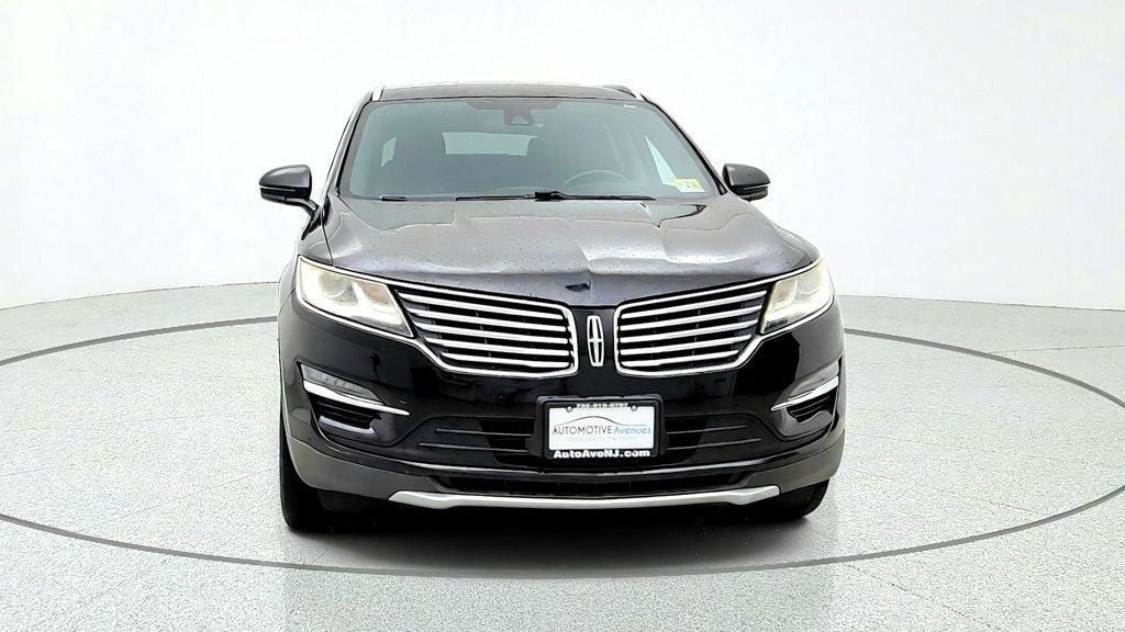 Used 2017 Lincoln MKC Reserve w/ Lincoln MKC Climate Package AWD/4WD image 2