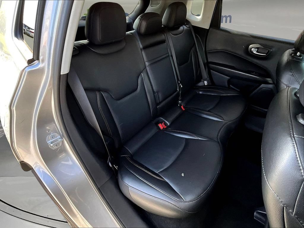 Used 2019 Jeep Compass Limited AWD/4WD image 27