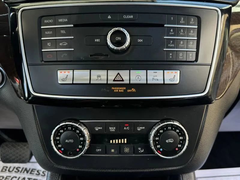 Used 2017 Mercedes-Benz GLS 450 4MATIC image 27