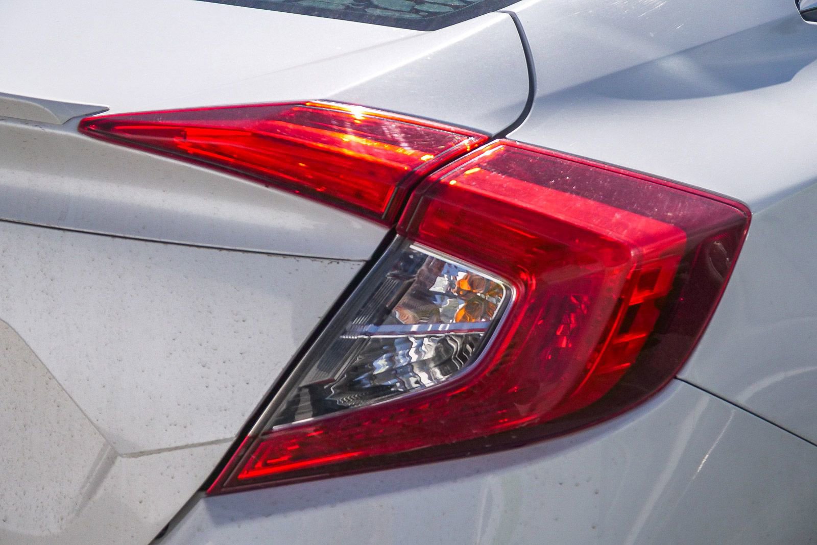 Used 2019 Honda Civic EX image 10